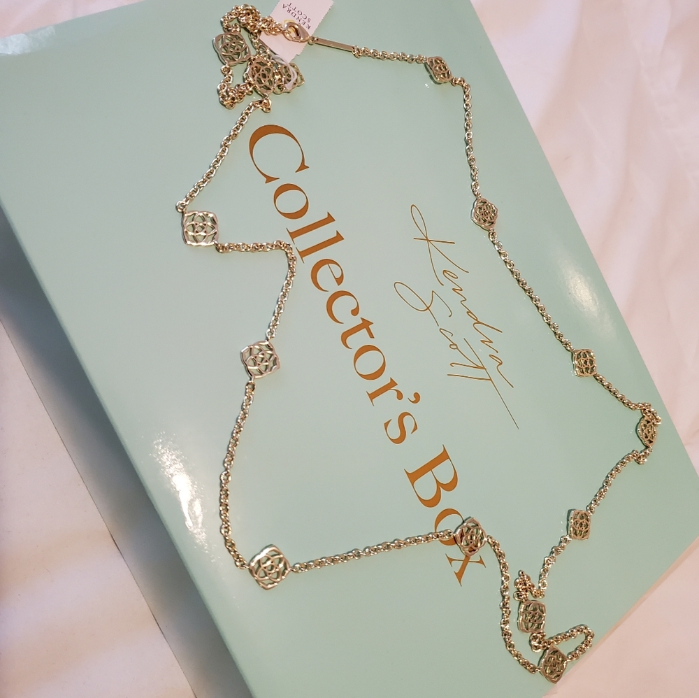Kendra Scott collectors necklace